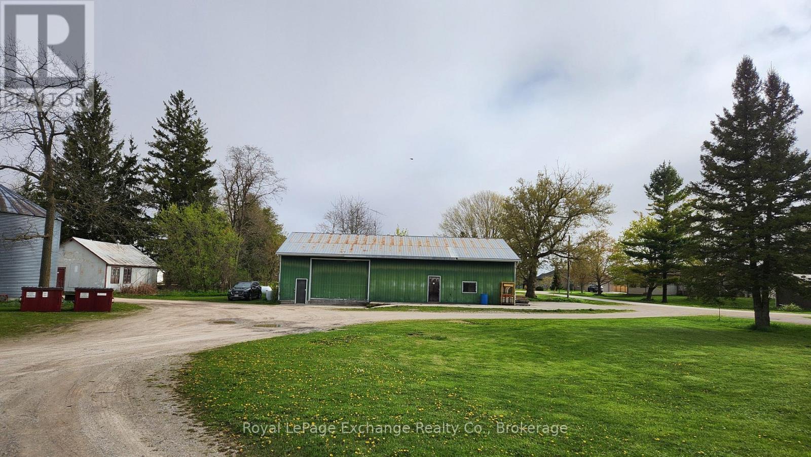 2 Malcolm Street, Huron-Kinloss, Ontario  N0G 2R0 - Photo 5 - X12770390