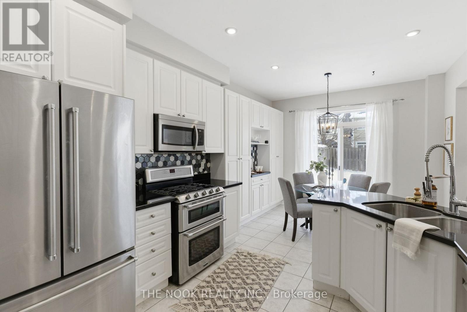 8 Northgrove Crescent, Whitby, Ontario  L1M 2M8 - Photo 18 - E12770400