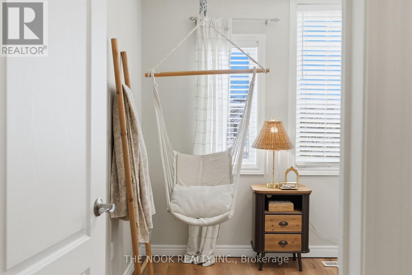 8 Northgrove Crescent, Whitby, Ontario  L1M 2M8 - Photo 22 - E12770400