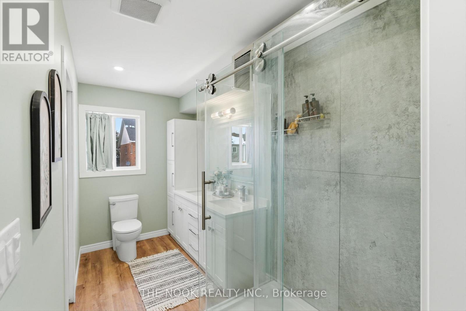 8 Northgrove Crescent, Whitby, Ontario  L1M 2M8 - Photo 28 - E12770400