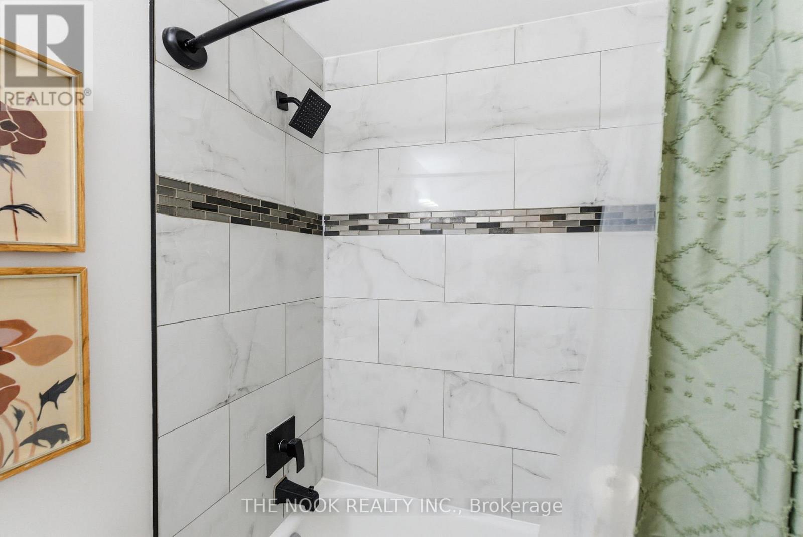 8 Northgrove Crescent, Whitby, Ontario  L1M 2M8 - Photo 37 - E12770400