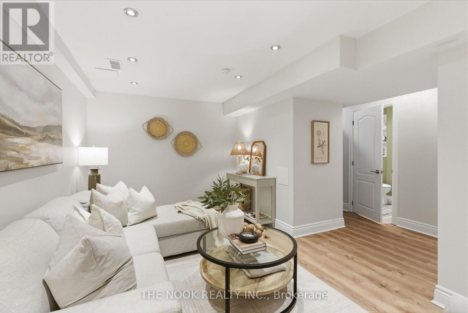 8 Northgrove Crescent, Whitby, Ontario  L1M 2M8 - Photo 43 - E12770400