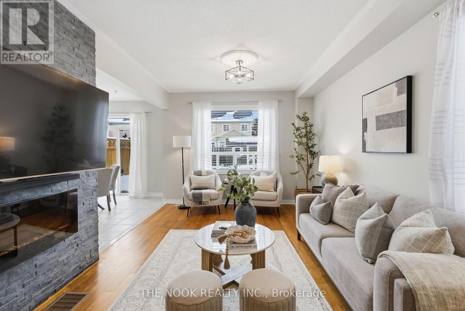 8 Northgrove Crescent, Whitby, Ontario  L1M 2M8 - Photo 5 - E12770400