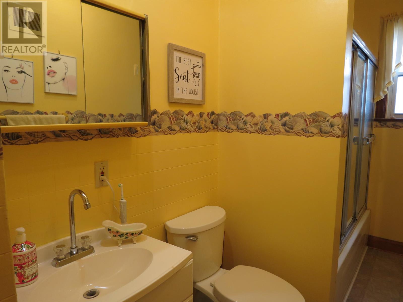 836 Simpson St, Thunder Bay, Ontario  P7C 3K4 - Photo 29 - TB2600153