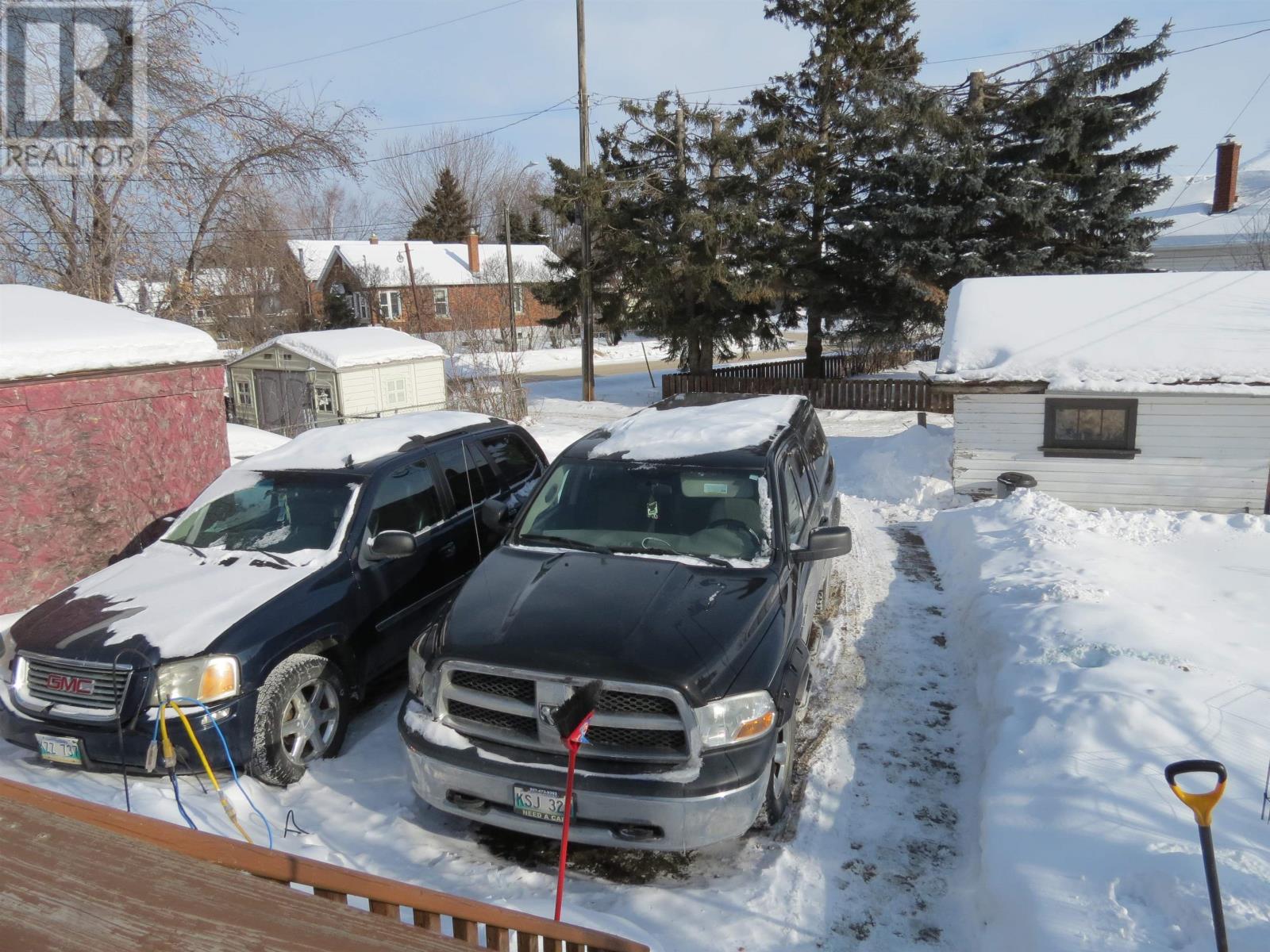 836 Simpson St, Thunder Bay, Ontario  P7C 3K4 - Photo 46 - TB2600153