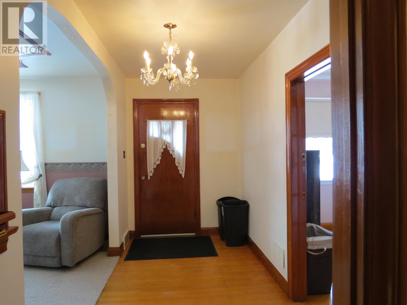 836 Simpson St, Thunder Bay, Ontario  P7C 3K4 - Photo 5 - TB2600153