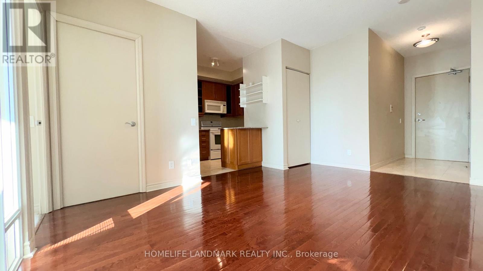 1015 - 60 Byng Avenue, Toronto, Ontario  M2N 4K3 - Photo 11 - C12769550