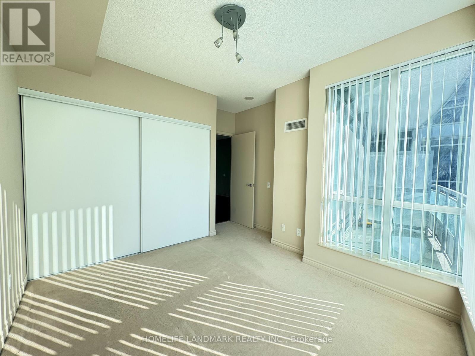 1015 - 60 Byng Avenue, Toronto, Ontario  M2N 4K3 - Photo 5 - C12769550