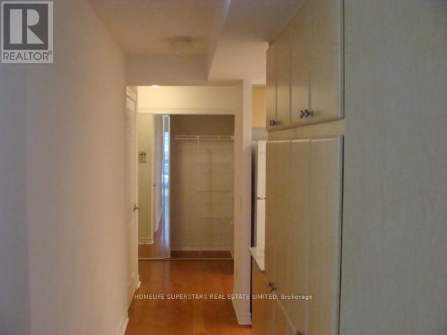 2807 - 763 BAY STREET, Toronto, Ontario