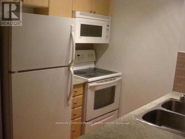 2807 - 763 Bay Street, Toronto, Ontario  M5G 2R3 - Photo 2 - C12753718