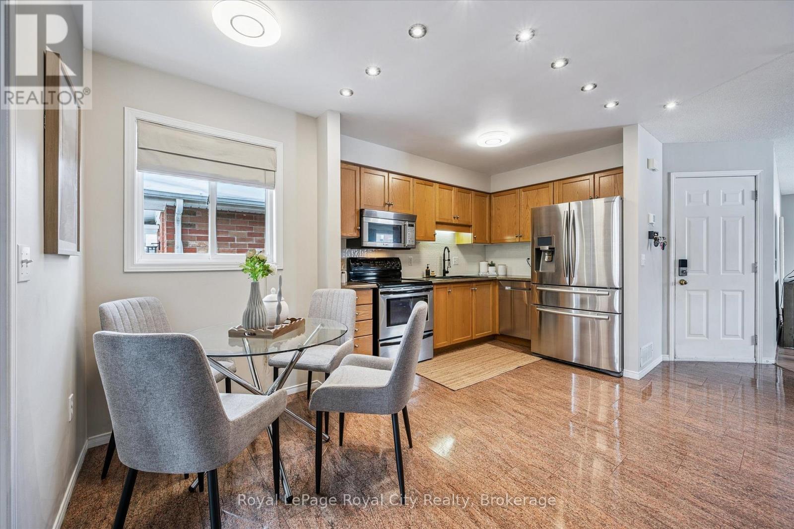 2 Buckthorn Crescent, Guelph, Ontario  N1E 7C2 - Photo 13 - X12770408