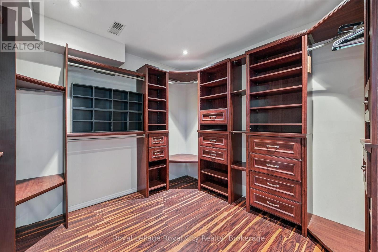 2 Buckthorn Crescent, Guelph, Ontario  N1E 7C2 - Photo 27 - X12770408