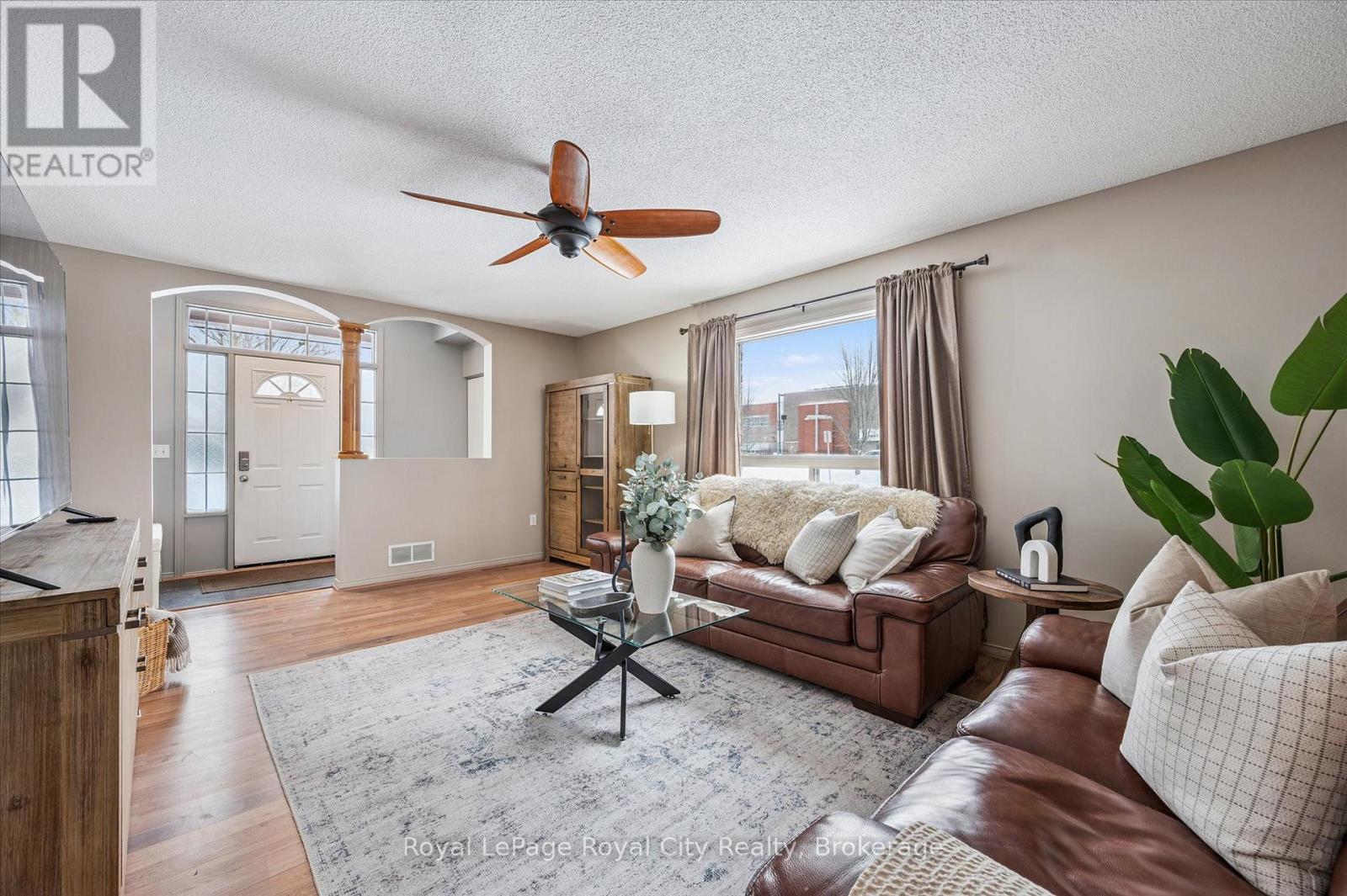 2 Buckthorn Crescent, Guelph, Ontario  N1E 7C2 - Photo 7 - X12770408