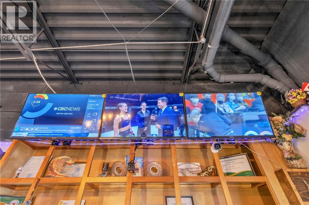 402 King Street N, Waterloo, Ontario  N2J 2Z3 - Photo 18 - 40803440