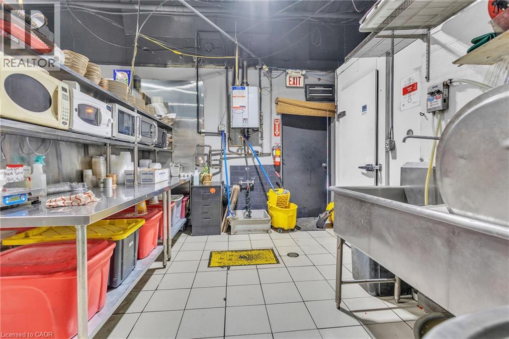 402 King Street N, Waterloo, Ontario  N2J 2Z3 - Photo 30 - 40803440