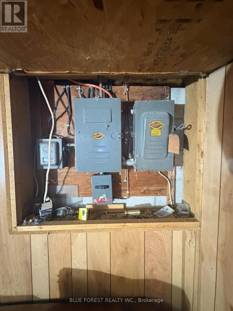 Photo 12 of 15 for 21 Mill Lane