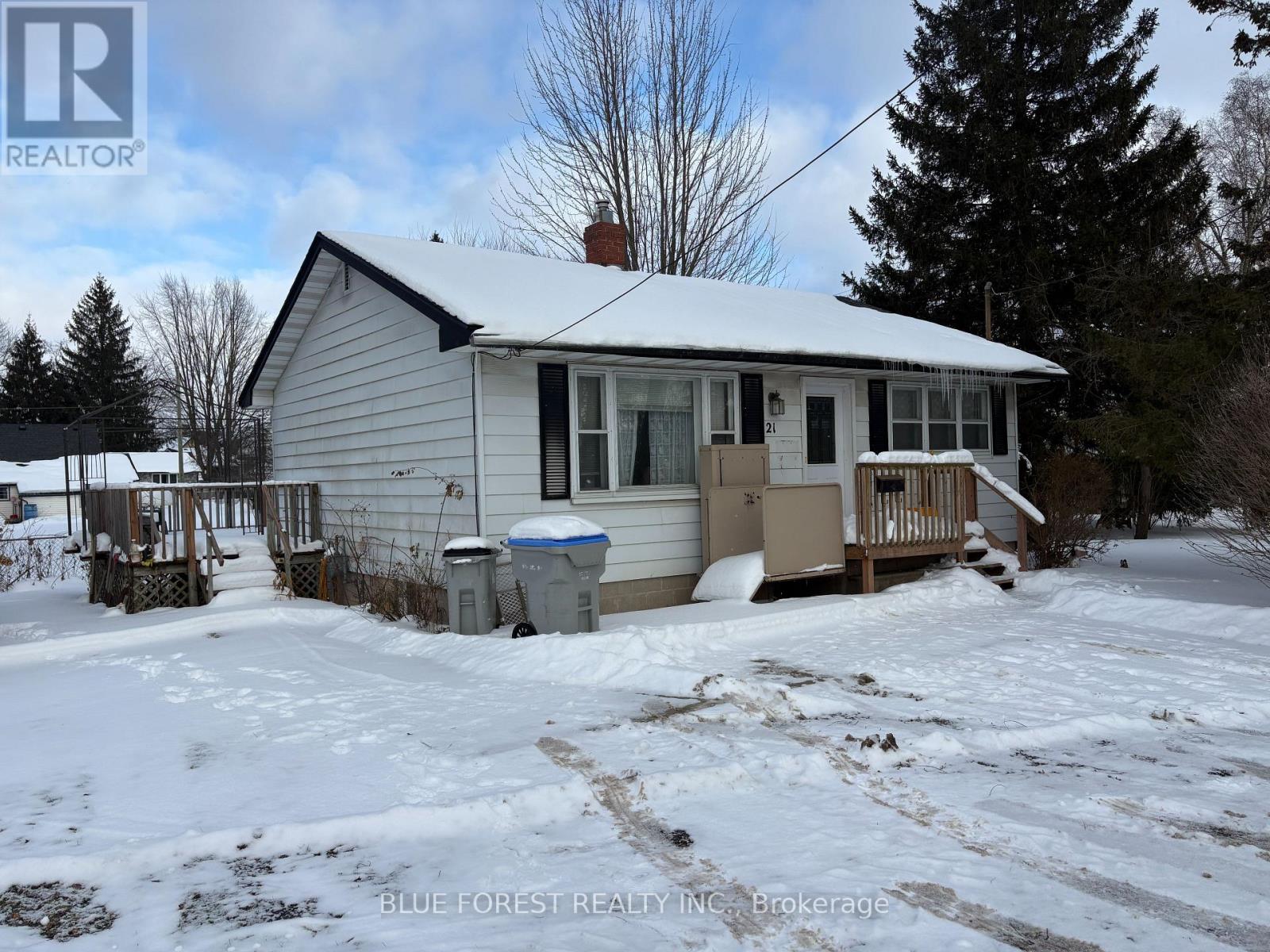 Photo 2 of 15 for 21 Mill Lane