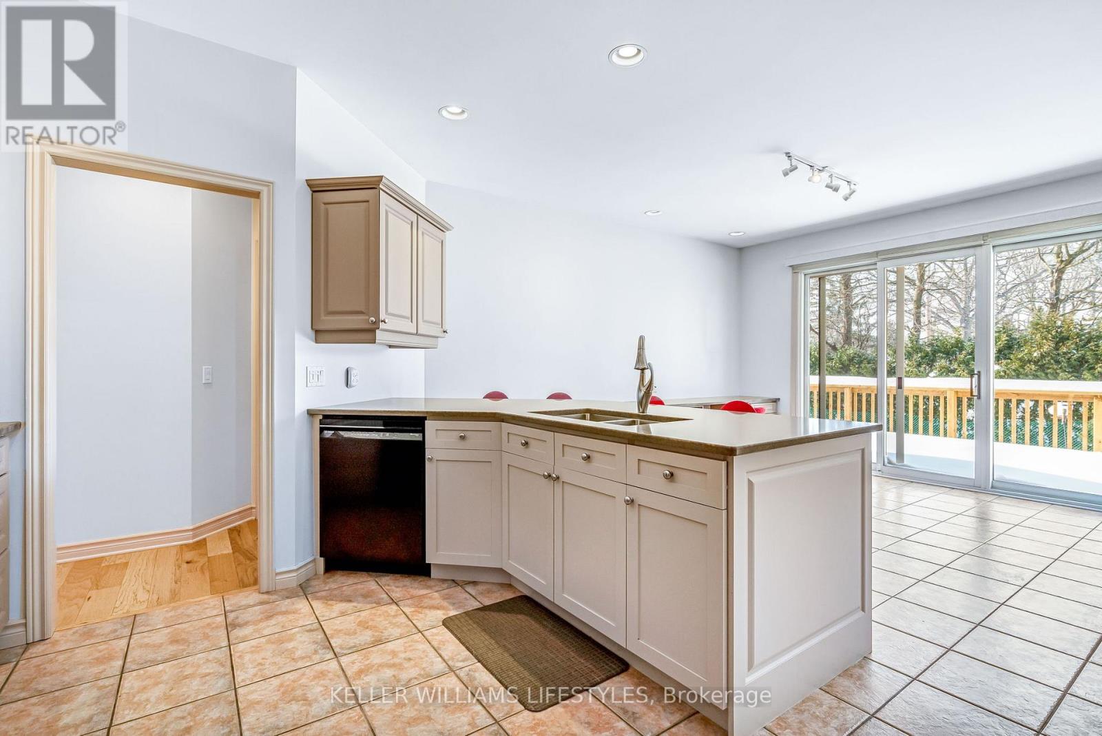 61 - 1040 Riverside Drive, London North, Ontario  N6H 5N4 - Photo 21 - X12770396