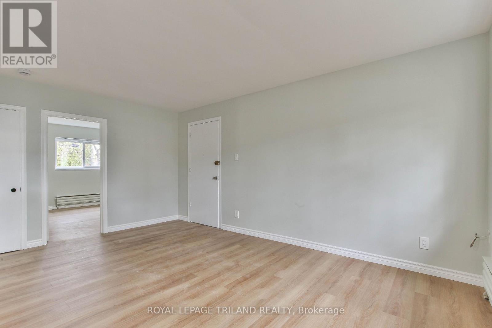 2 - 358 Hilton Avenue, London East (East H), Ontario  N5W 2R6 - Photo 7 - X12770410