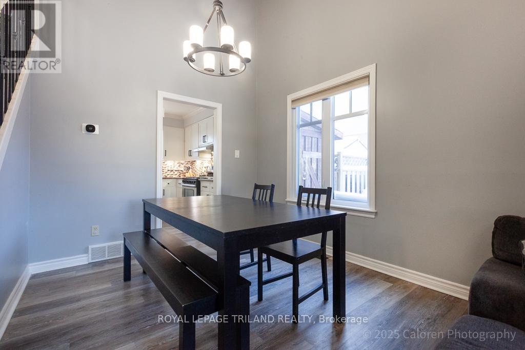 22 Westwinds Drive, London South, Ontario  N6C 5M4 - Photo 16 - X12770414