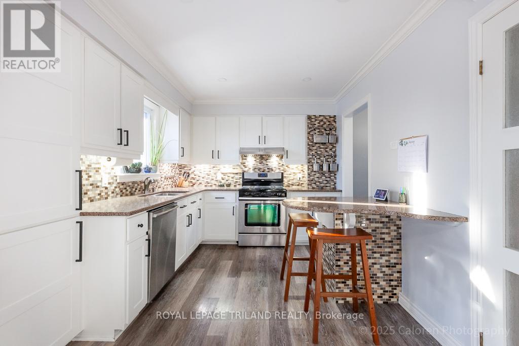 22 Westwinds Drive, London South, Ontario  N6C 5M4 - Photo 24 - X12770414