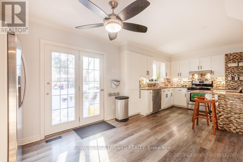 22 Westwinds Drive, London South, Ontario  N6C 5M4 - Photo 27 - X12770414