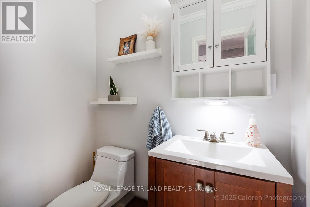 22 Westwinds Drive, London South, Ontario  N6C 5M4 - Photo 28 - X12770414