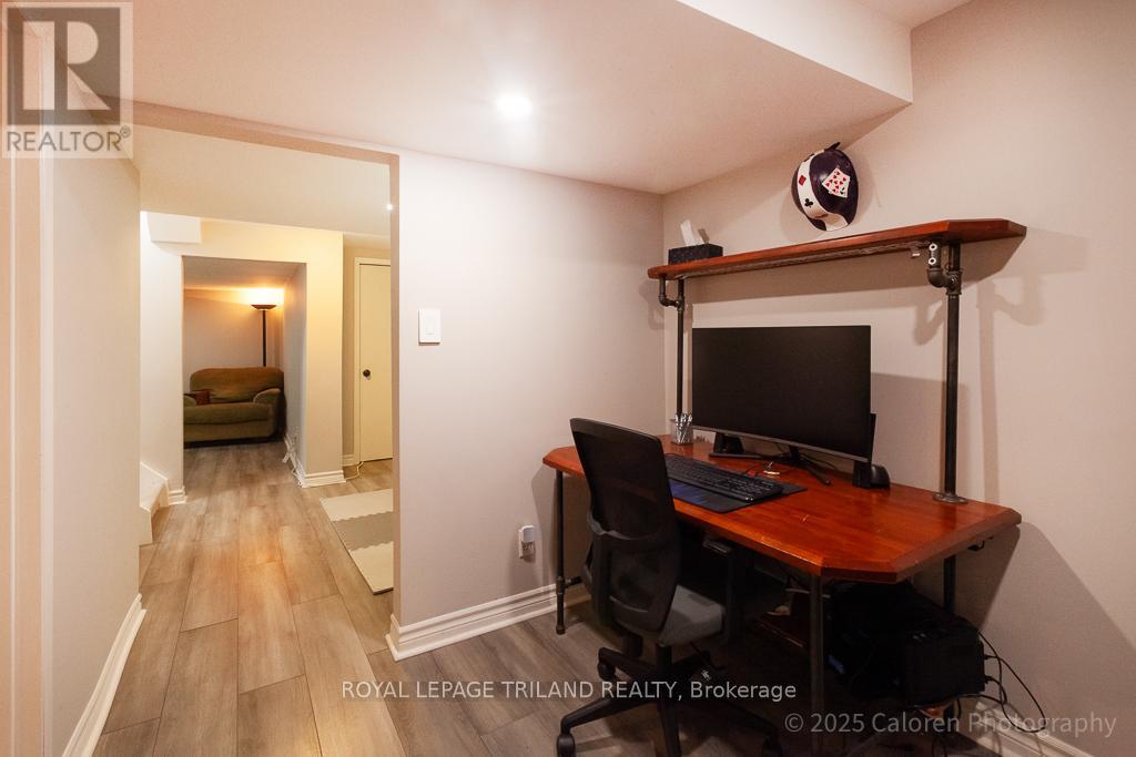 22 Westwinds Drive, London South, Ontario  N6C 5M4 - Photo 46 - X12770414