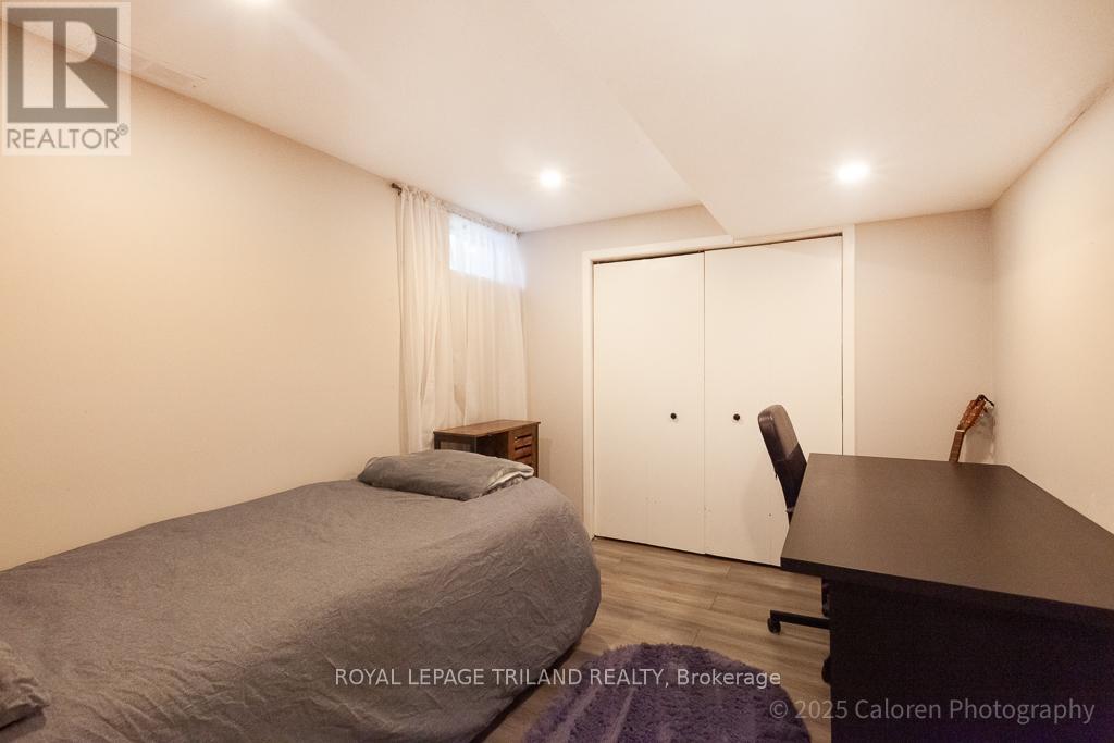 22 Westwinds Drive, London South, Ontario  N6C 5M4 - Photo 47 - X12770414