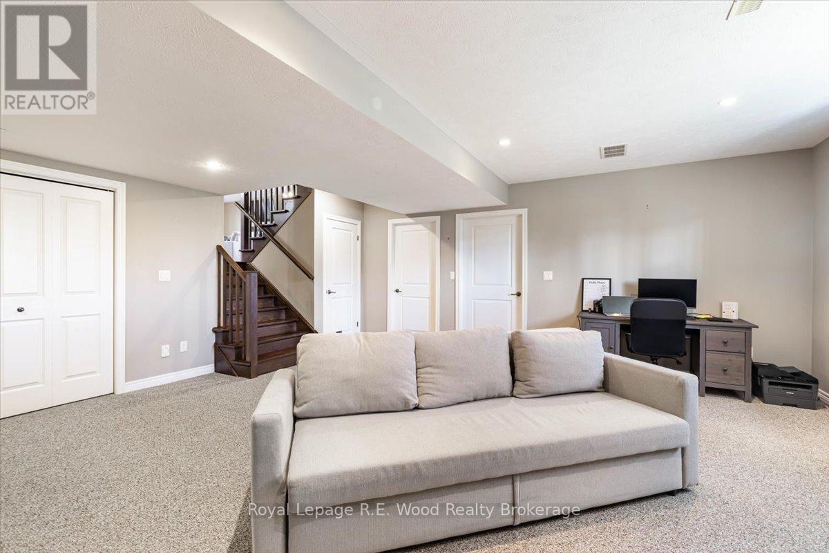 56 Wintergreen Crescent, Norfolk, Ontario  N4B 2W5 - Photo 17 - X12581824