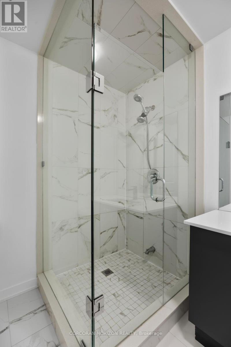 6 - 12 Marquette Avenue, Toronto, Ontario  M6A 0E1 - Photo 16 - C12770392