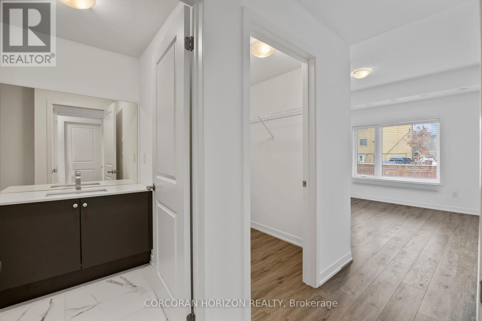 6 - 12 Marquette Avenue, Toronto, Ontario  M6A 0E1 - Photo 17 - C12770392