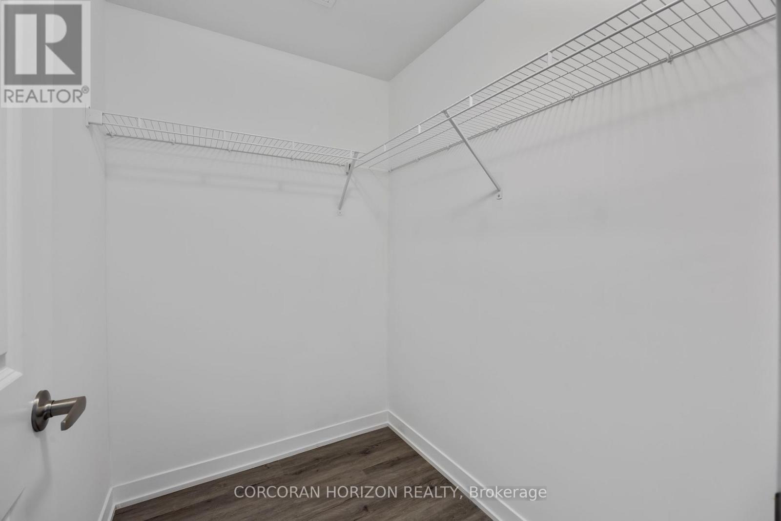 6 - 12 Marquette Avenue, Toronto, Ontario  M6A 0E1 - Photo 18 - C12770392