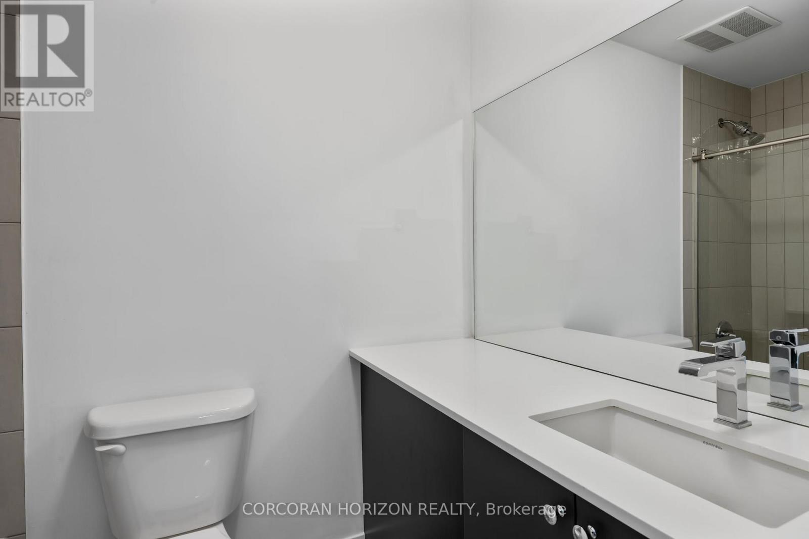 6 - 12 Marquette Avenue, Toronto, Ontario  M6A 0E1 - Photo 27 - C12770392