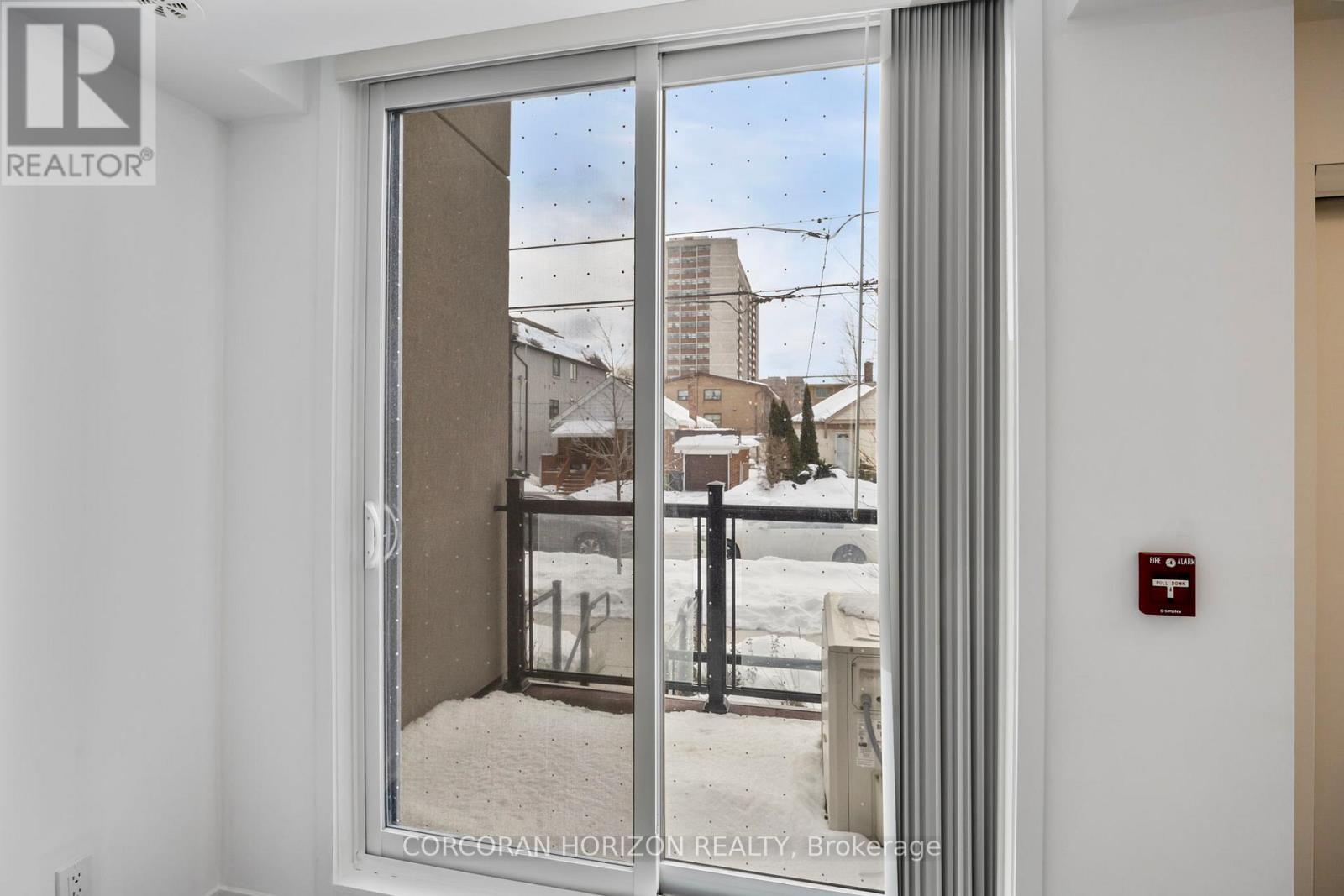 6 - 12 Marquette Avenue, Toronto, Ontario  M6A 0E1 - Photo 6 - C12770392