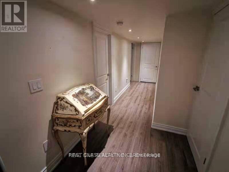 39 Shamokin Drive, Toronto, Ontario  M3A 3H9 - Photo 3 - C12770406
