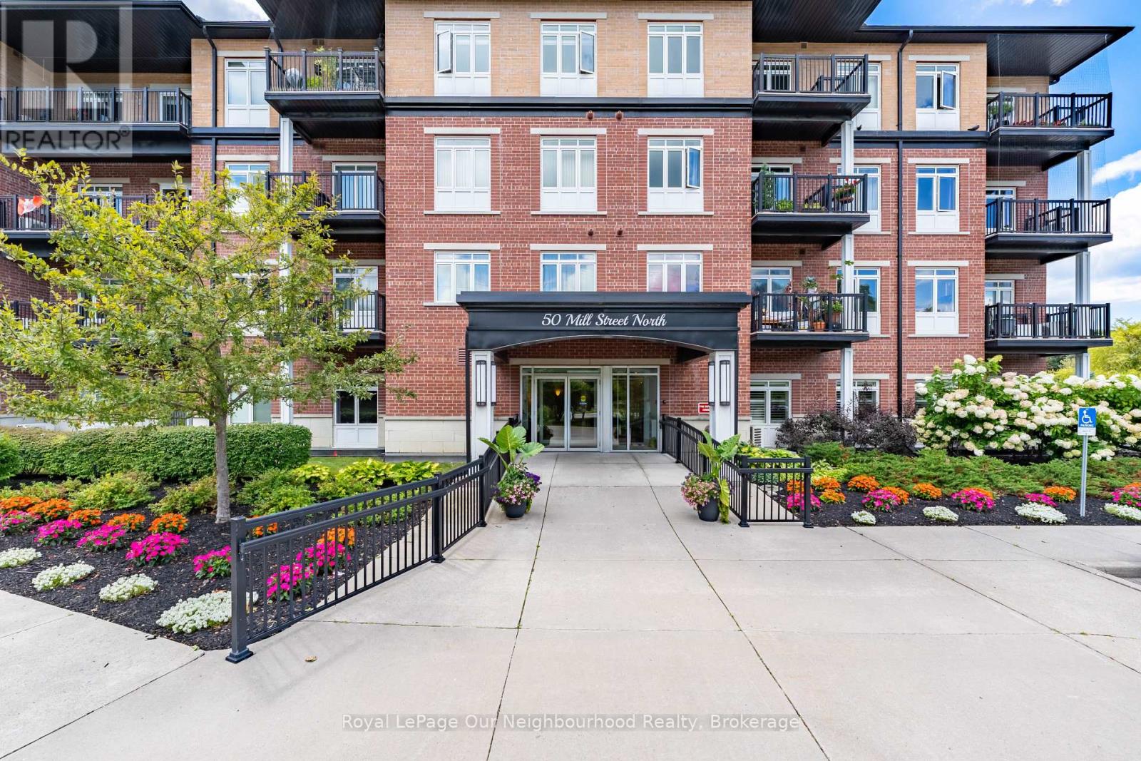 204 - 50 Mill Street N, Port Hope, Ontario L1A 2T2 - Photo 2 - X12770416