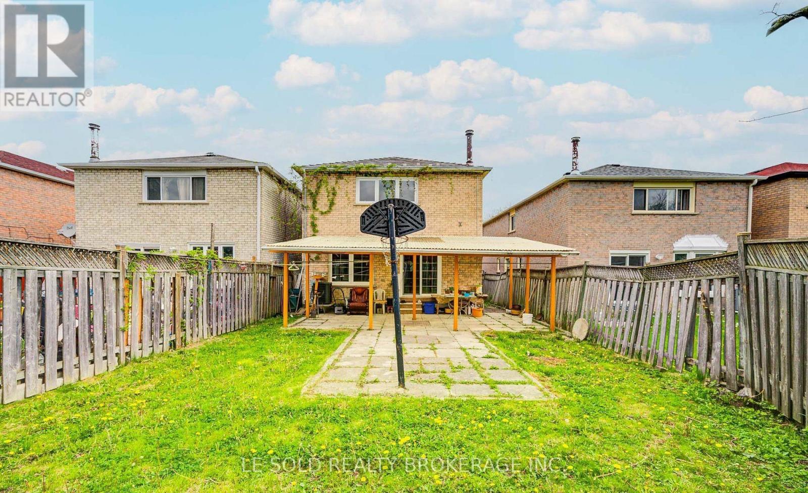 Upper - 110 Cimmaron Street, Markham (Middlefield), Ontario  L3S 2G7 - Photo 23 - N12770360