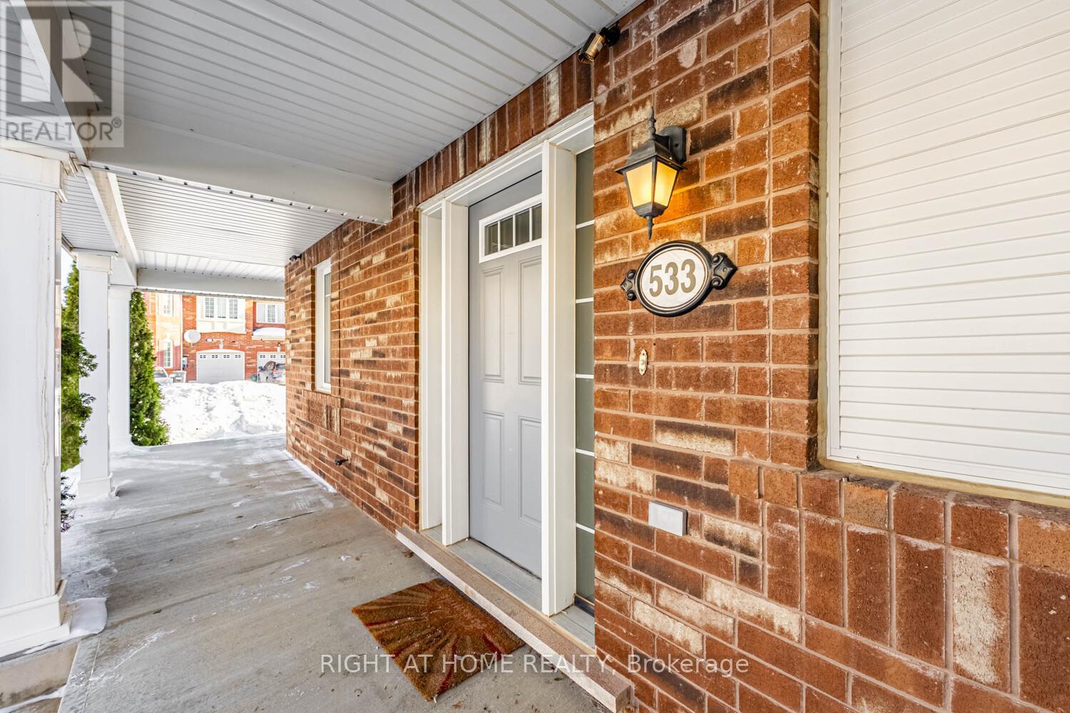 533 Cavanagh Lane, Milton, Ontario  L9T 8G4 - Photo 26 - W12770384