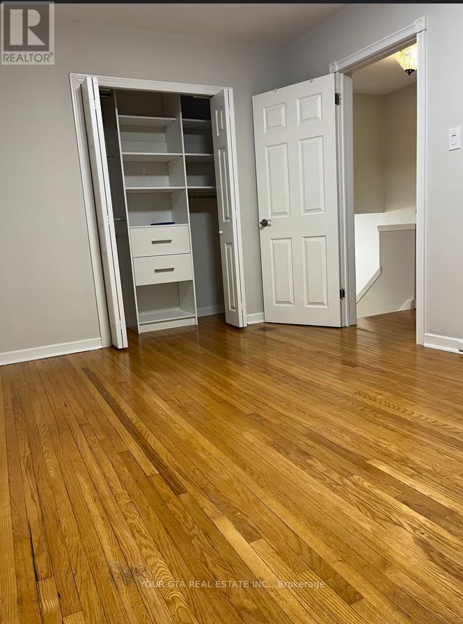 Upper - 1867 Sandgate Crescent, Mississauga, Ontario  L5J 2E7 - Photo 20 - W12770394