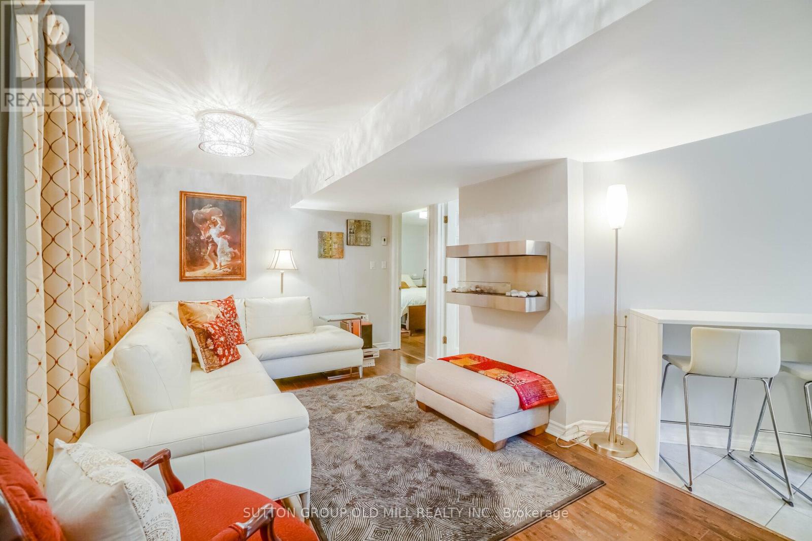 Lower - 118 Mavety Street, Toronto (Junction Area), Ontario  M6P 2L9 - Photo 4 - W12770402