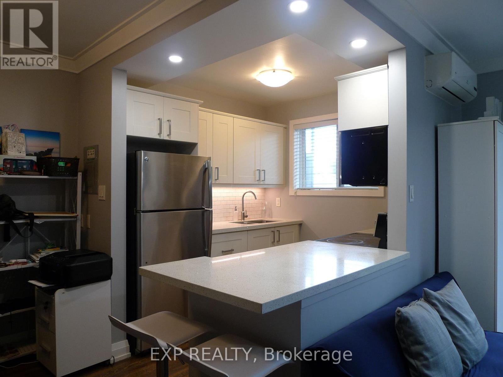 26 - 2373 King Street E, Hamilton (Glenview), Ontario  L8K 1X9 - Photo 8 - X12770350