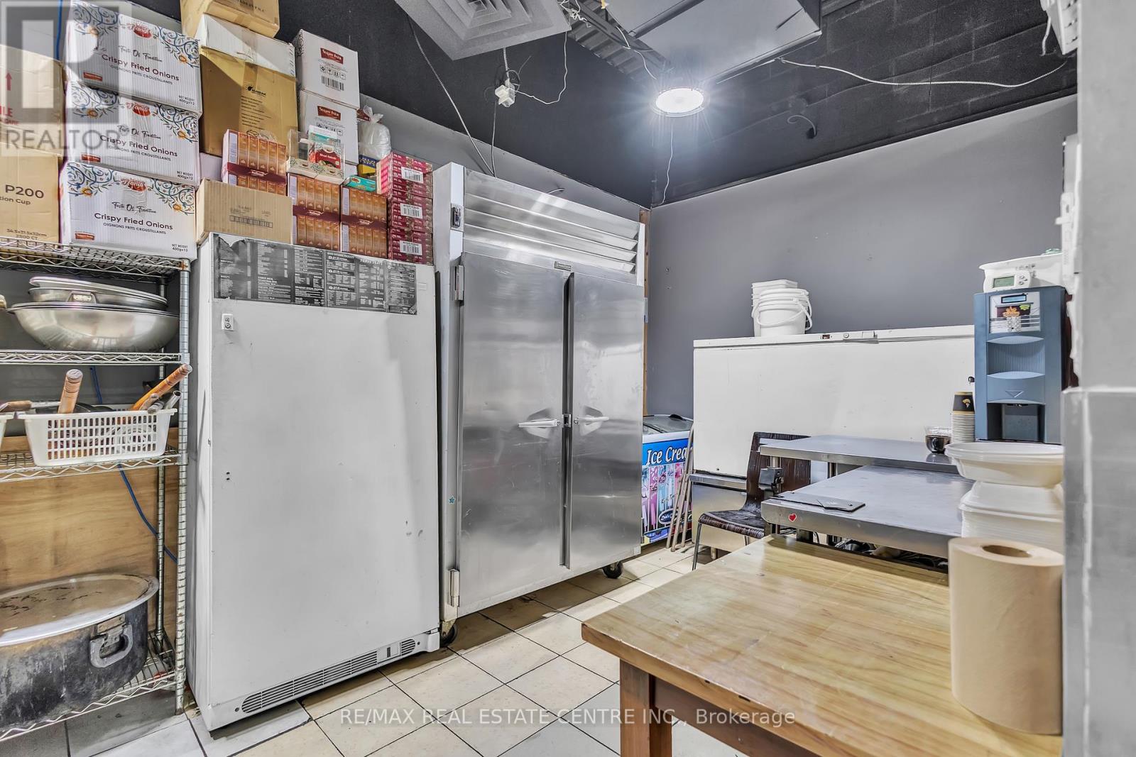 402 King St N King Street N, Waterloo, Ontario  N2J 2Z3 - Photo 23 - X12770404