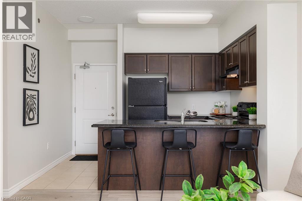 1440 Gordon Street Unit# 109, Guelph, Ontario  N1L 1C8 - Photo 3 - 40802494