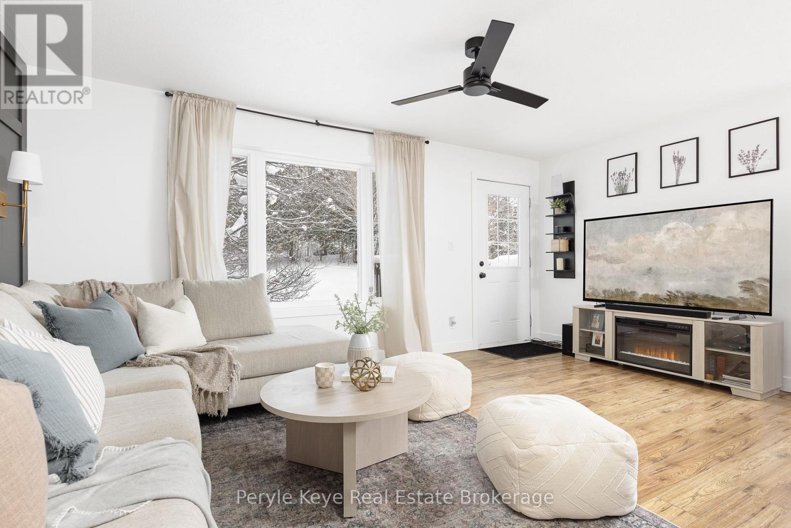 84 JAMES STREET, Burk's Falls, Ontario