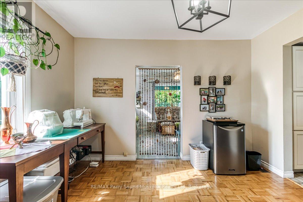 216 Arthur Street, West Nipissing, Ontario  P2B 1E7 - Photo 13 - X12770434