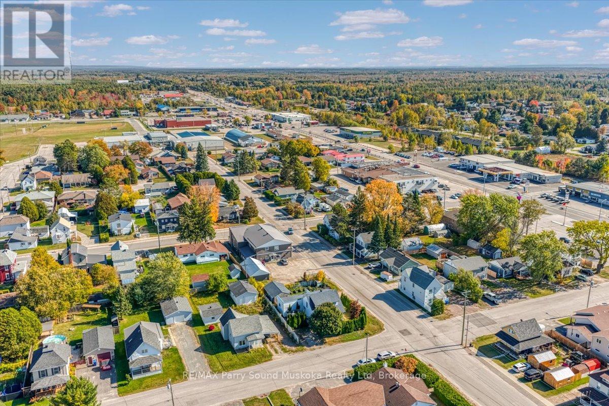 216 Arthur Street, West Nipissing, Ontario  P2B 1E7 - Photo 34 - X12770434
