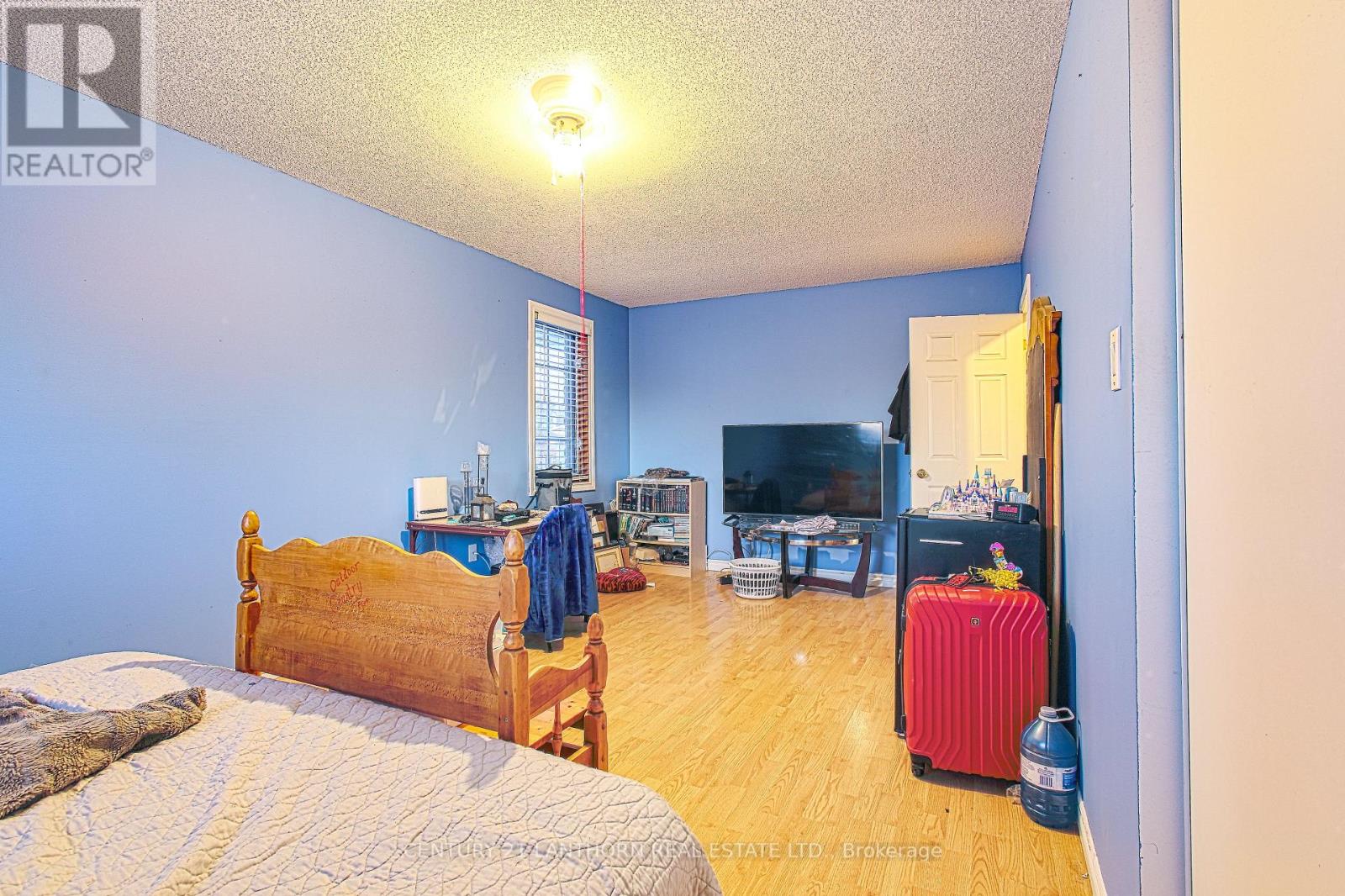 15 Birch Street, Quinte West (Trenton Ward), Ontario  K8V 1Y8 - Photo 11 - X12770454