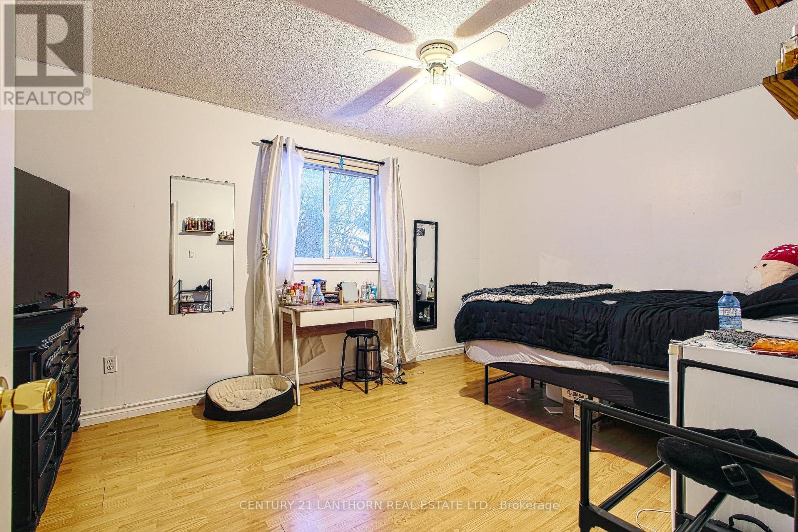 15 Birch Street, Quinte West (Trenton Ward), Ontario  K8V 1Y8 - Photo 7 - X12770454