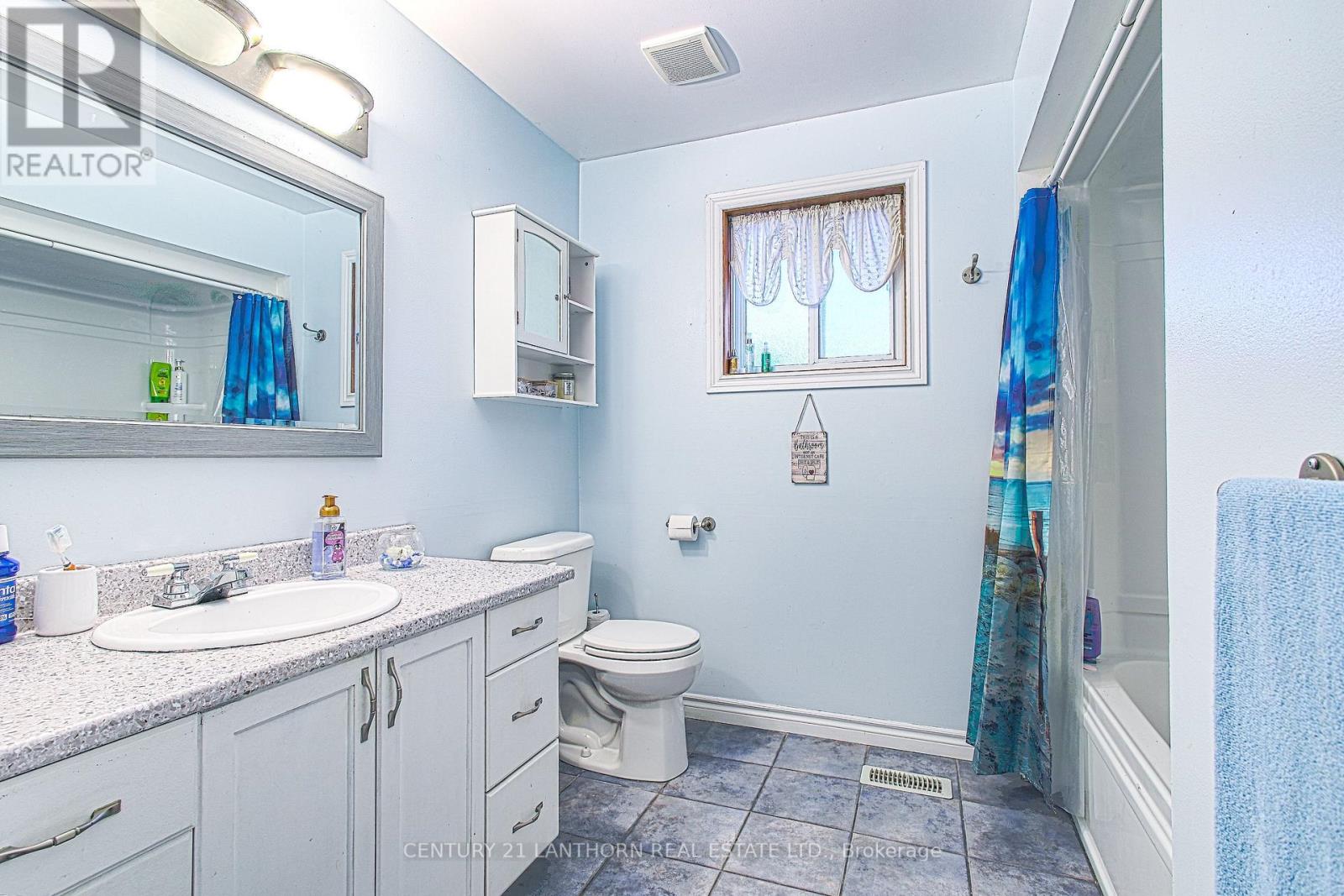 15 Birch Street, Quinte West (Trenton Ward), Ontario  K8V 1Y8 - Photo 8 - X12770454